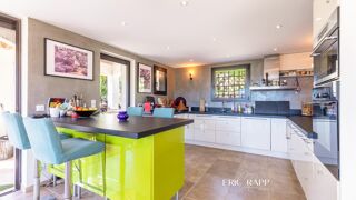  Maison  vendre 6 pices 247 m