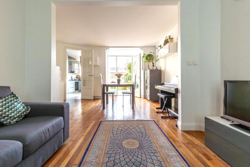 Vente Maison A seulement 200 mètres du RER A et à proximité de Vincennes Fontenay-sous-bois