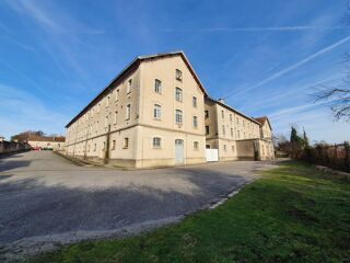  Immeuble � vendre 8000 m�