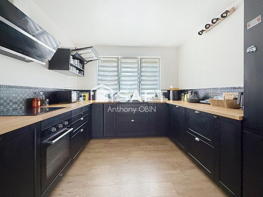 Vente Maison Maison semi-mitoyenne, 3 chambres, jardin, 3 garages, 2 places de stationnement Sequedin