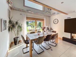  Maison  vendre 6 pices 161 m