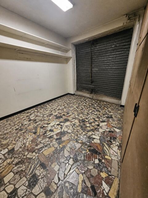   MONTREUIL - proche centre - Local commercial 25M2 