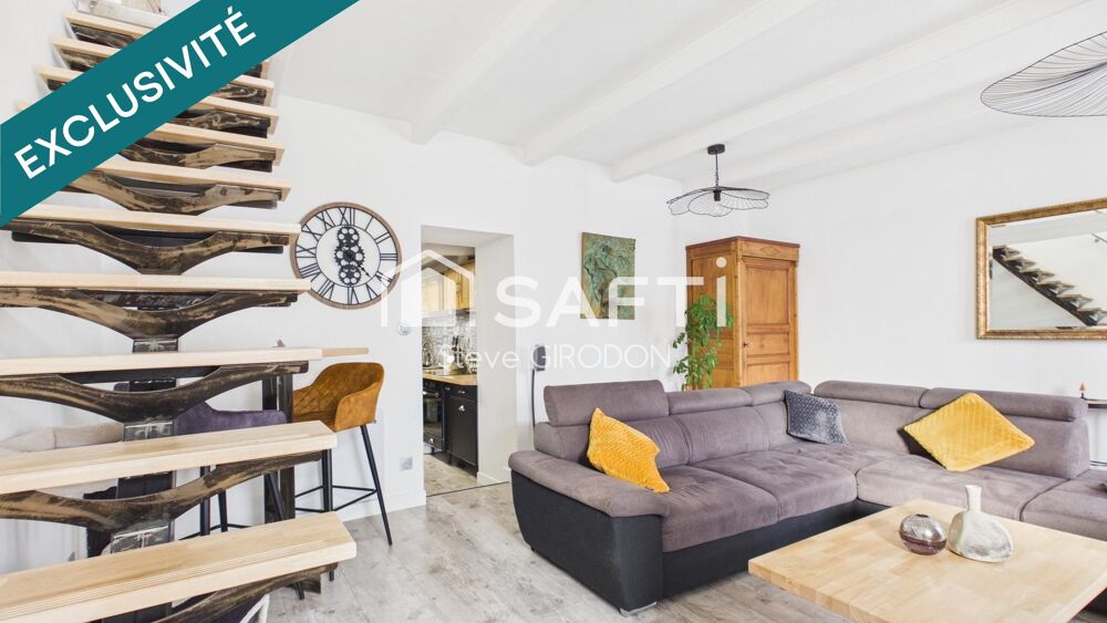 Une rénovation de qualité au coeur de Marans.