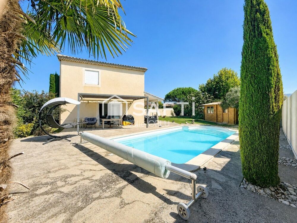 Vente Maison Maison 102 m² avec piscine, garage et dépendance Chatuzange-le-goubet