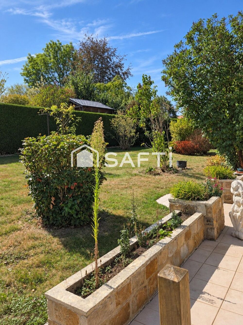 Vente Maison Pavillon de 82 m² avec jardin paysagé et terrasse. Pre-en-pail-saint-samson