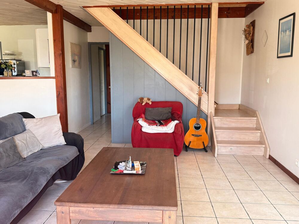 Vente Maison Maison ossature bois de 2001, 4 ch, sous-sol, piscine Rioz