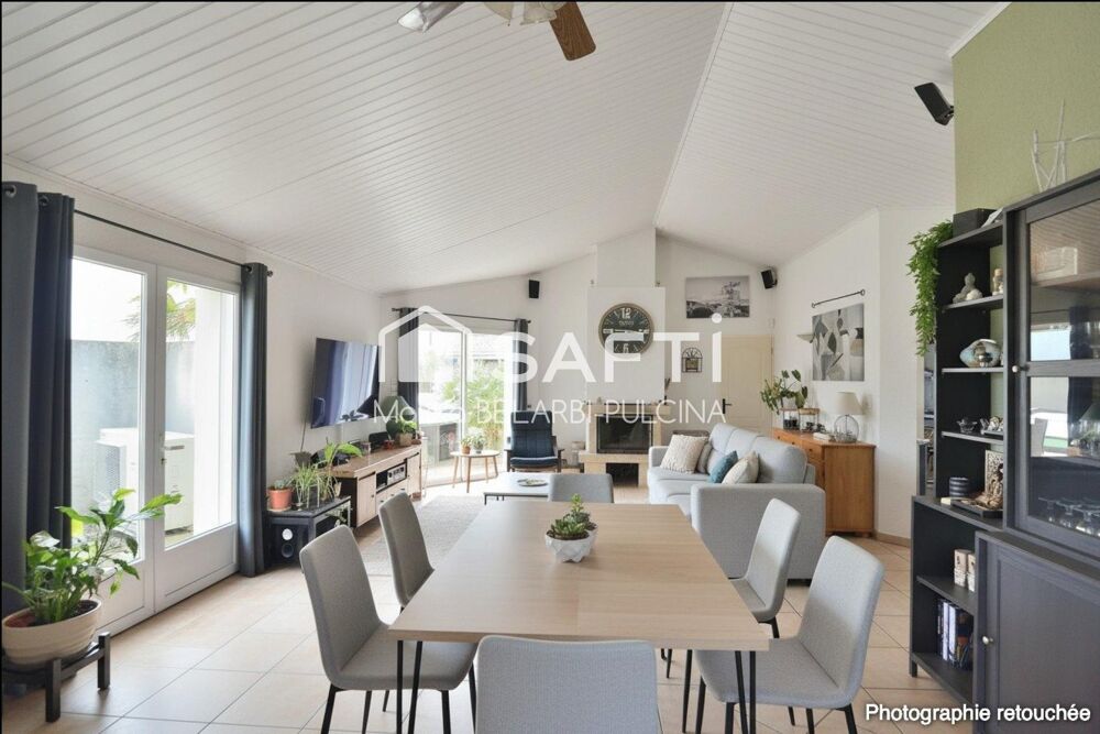 Charme et volumes : maison avec piscine à 2,5 km de la plage