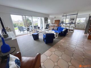  Maison à vendre 8 pièces 220 m²