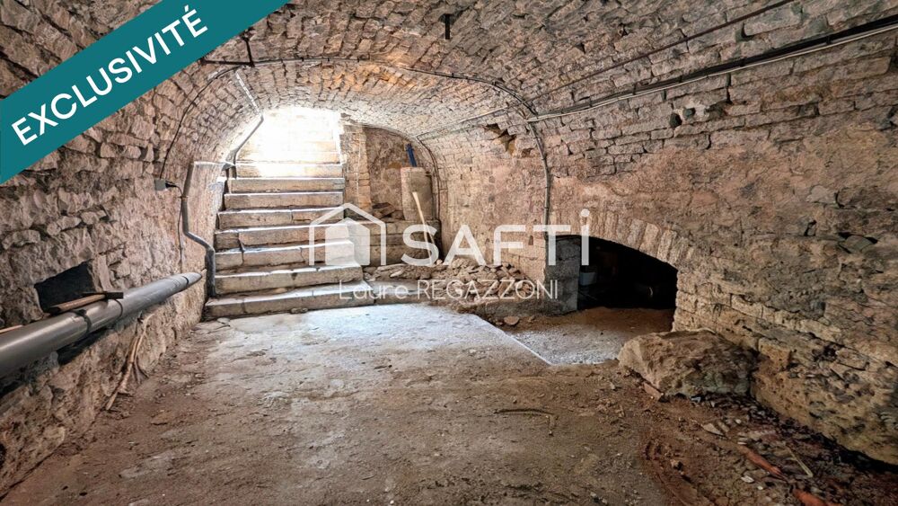 L'Épicentre de la Côte de Nuits : Maison Atypique au Coeur de Nuits-Saint-Georges