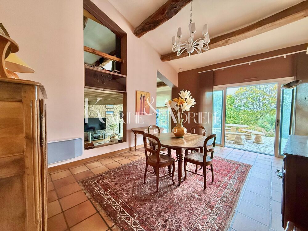 Vente Maison VILLA AU STYLE PROVENÇALE AVEC PISCINE, PARC, VÉRANDAS ET DOUBLE GARAGE Fontenay-le-comte