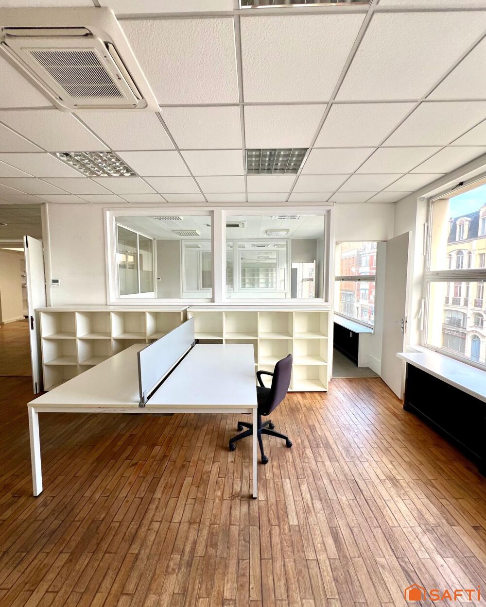   Bureaux 420m2 à vendre lumineux et traversant Roubaix