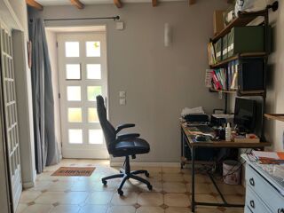  Maison à vendre 15 + pièces 315 m²