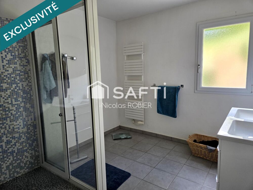 Vente Maison Plain pied lumineux, trois chambres, garage, jardin, pompe à chaleur, grande pièce de vie aux portes de Niort! Francois