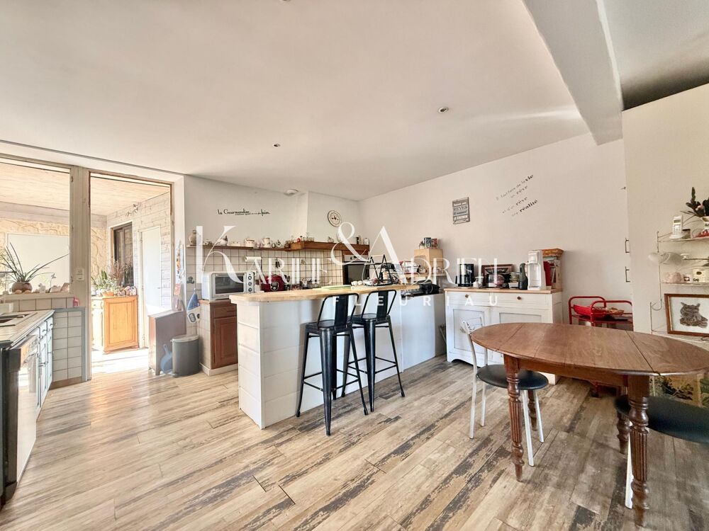 Vente Maison MAISON 5 CHAMBRES AVEC GARAGE ET DEPENDANCES Coulonges-sur-l'autize