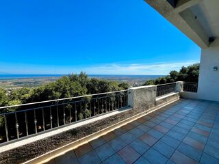  Maison � vendre 6 pi�ces 213 m�