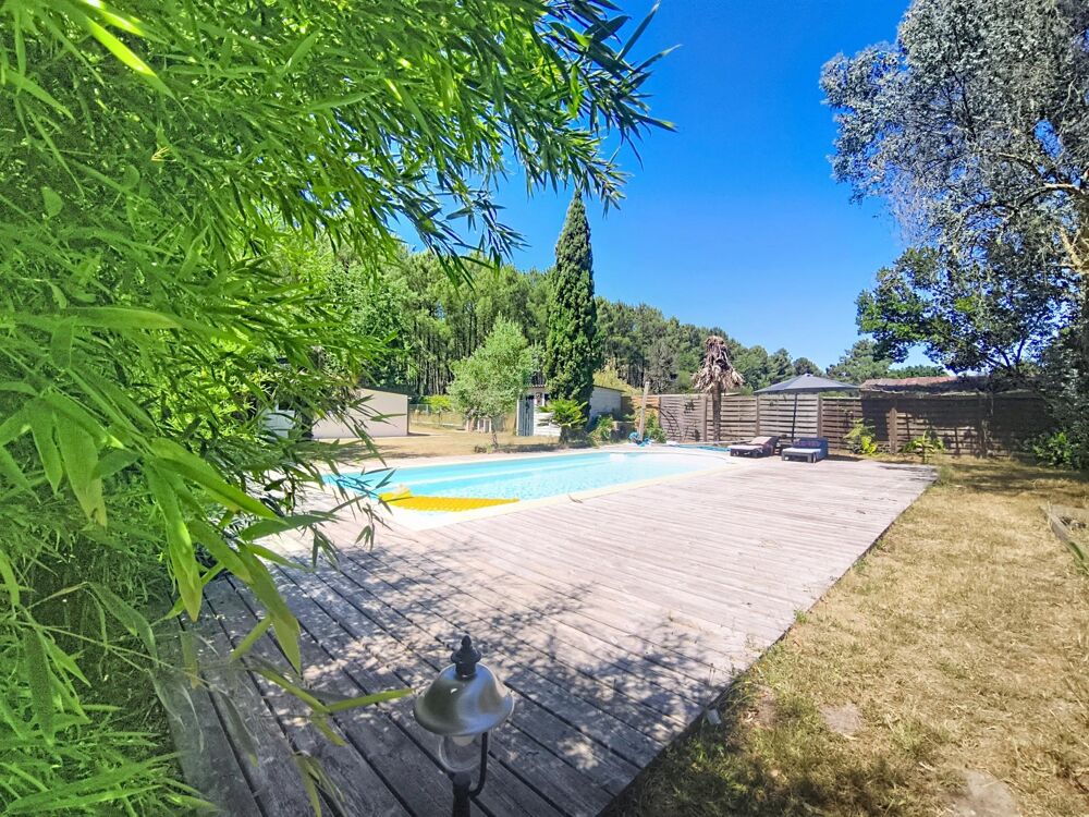 MAISON FAMILIALE AVEC PISCINE SUR 1.4 HECTARE DE TERRAIN