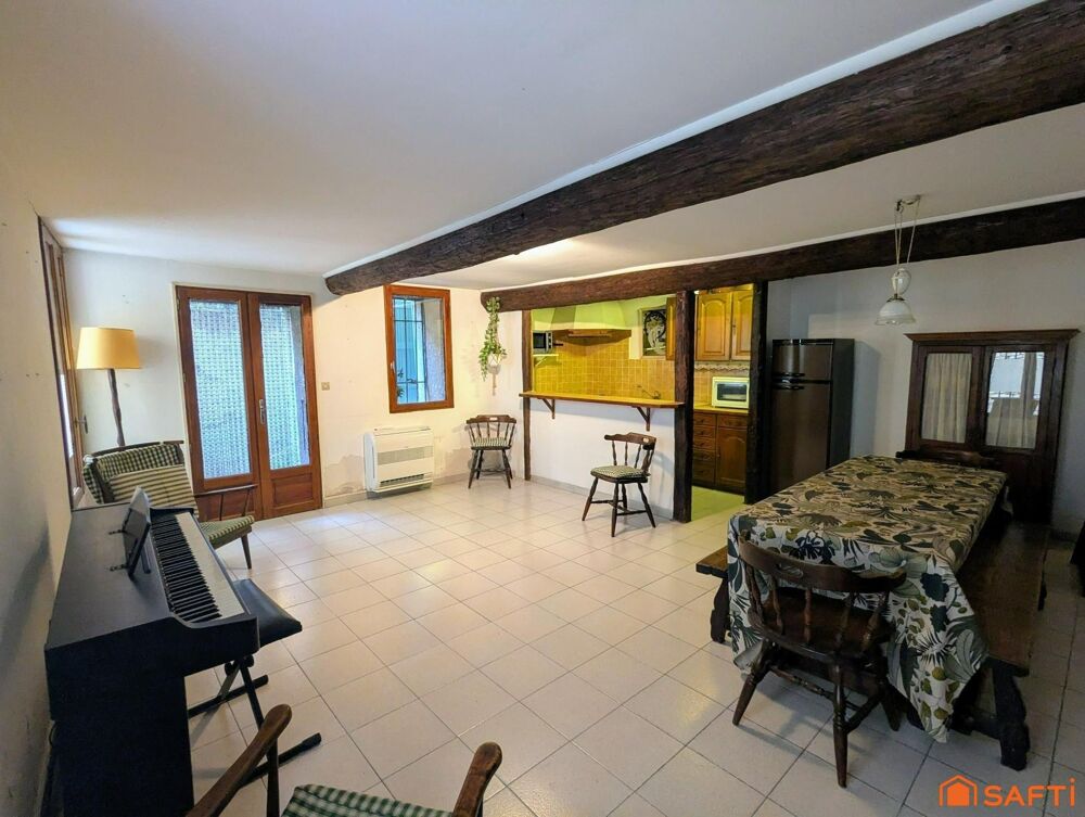 Ensemble immobilier au fort potentiel au coeur de Marguerittes