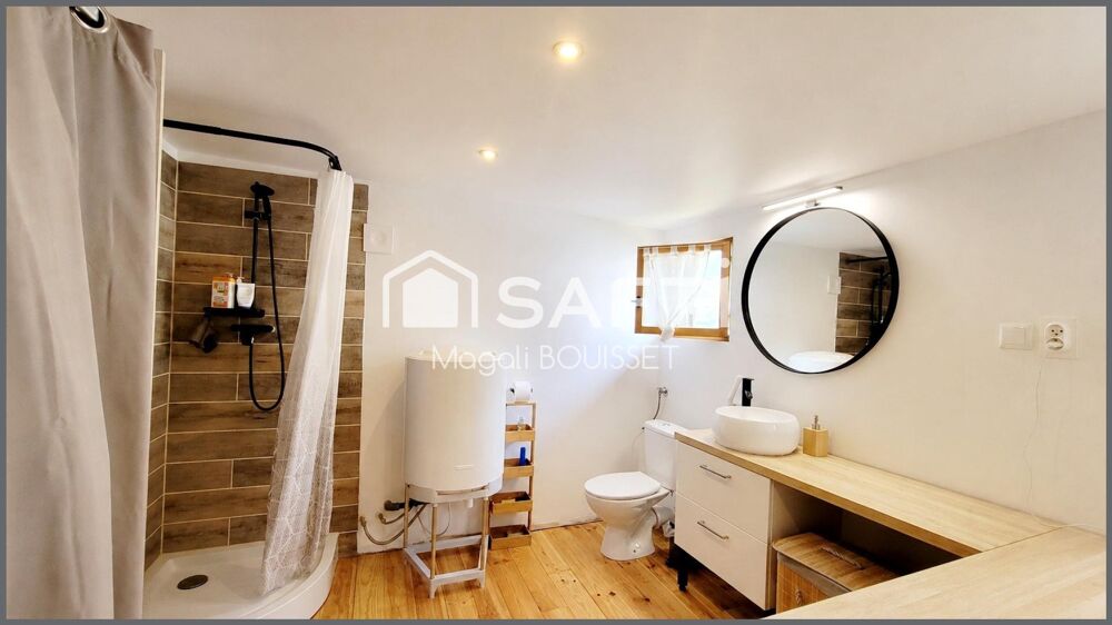 Fort potentiel et caractère Maison T4 de 105m² et son studio attenant de 20m², une terrasse, un jardin 144m², un abri jardin, p