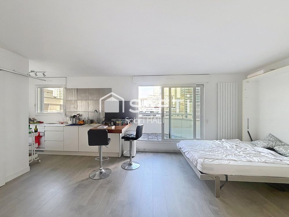 Vente Appartement Au cœur du prestigieux quartier d'affaires de La Défense, élégant studio d'environ 32 m² avec grande terrasse, 9? et dernier éta Courbevoie