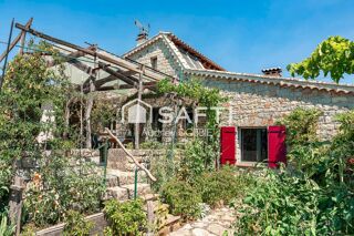  Maison  vendre 8 pices 228 m