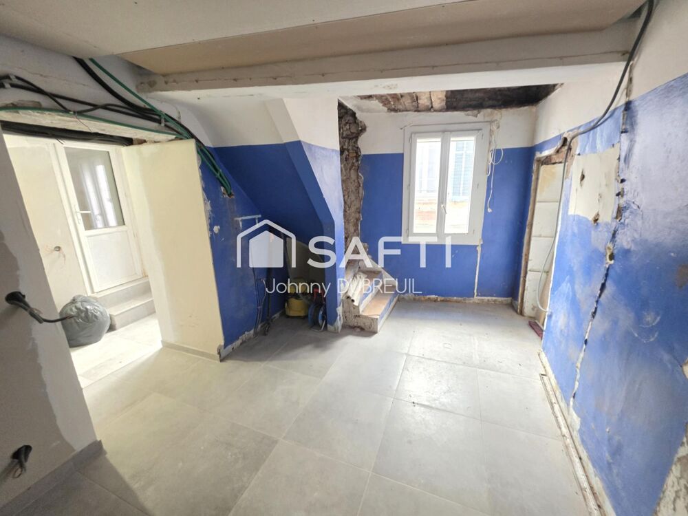 Vente Maison PIGNANS – GRANDE MAISON DE VILLAGE DE 185 M² AVEC FORT POTENTIEL Pignans