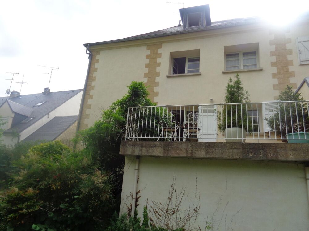 Très belle Maison sur Parc Paysager à quelques minutes à pied de la Gare de Boissy L'Aillerie