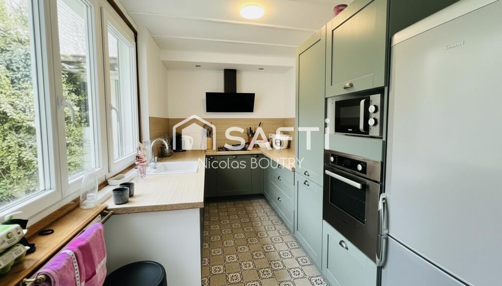 Maison familiale T7 aux beaux volumes  Coeur de Bohain-en-Vermandois
