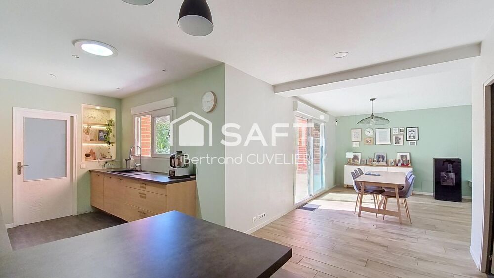 Maison semi-individuelle de 128 m², au calme, entièrement rénovée avec jardin