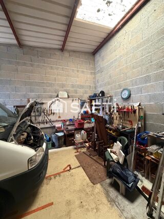  Parking / Garage  vendre 