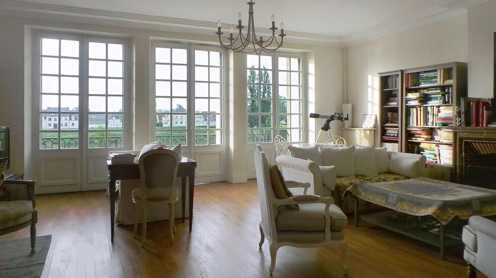 Vente Maison Centre ville Maison atypique avec vue sur la Loire et le Château Amboise