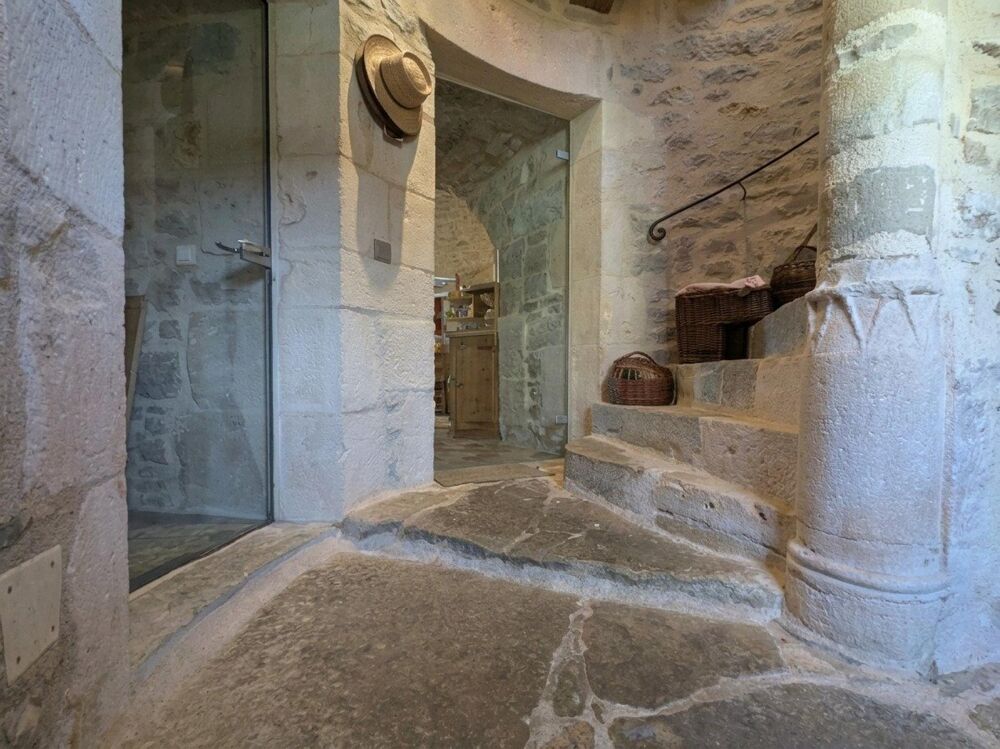 à vendre  Propriété/château Limogne-en-Quercy (46260)