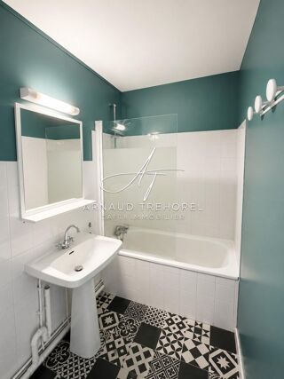  Appartement à louer 3 pièces 47 m²