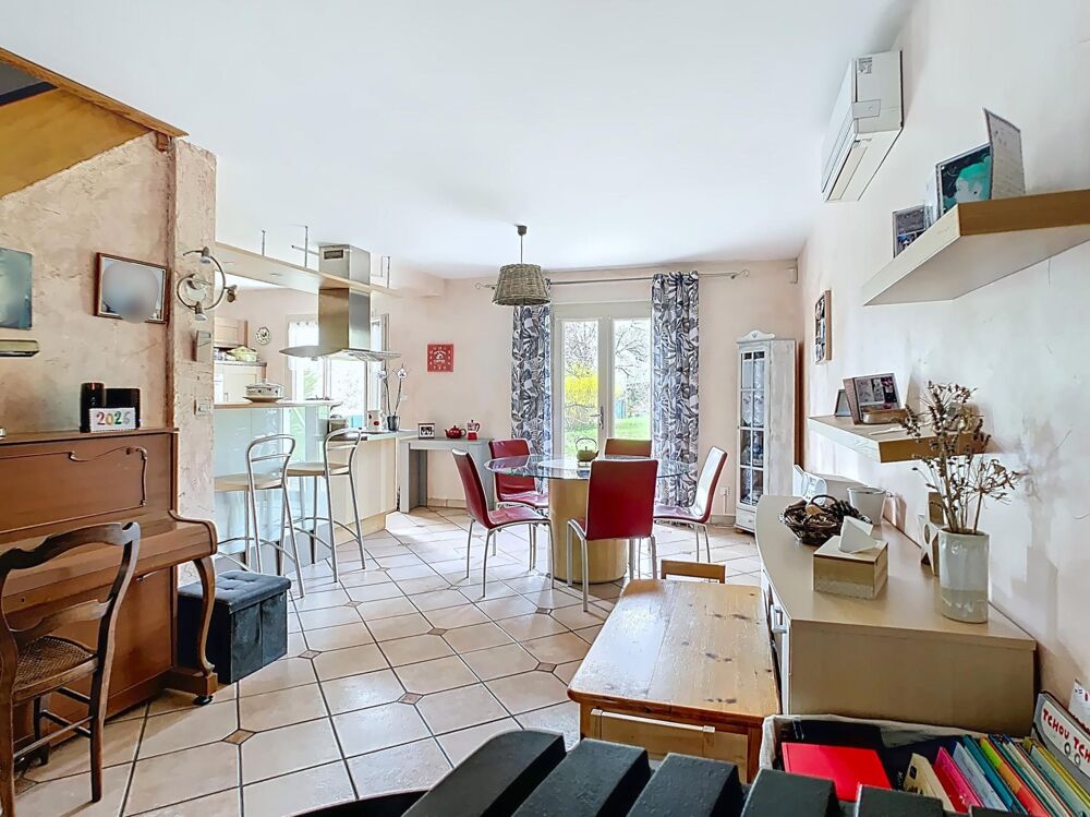 Maison individuelle sous sol total 3 chambres possibilite 4