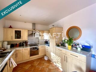  Maison � vendre 8 pi�ces 223 m�