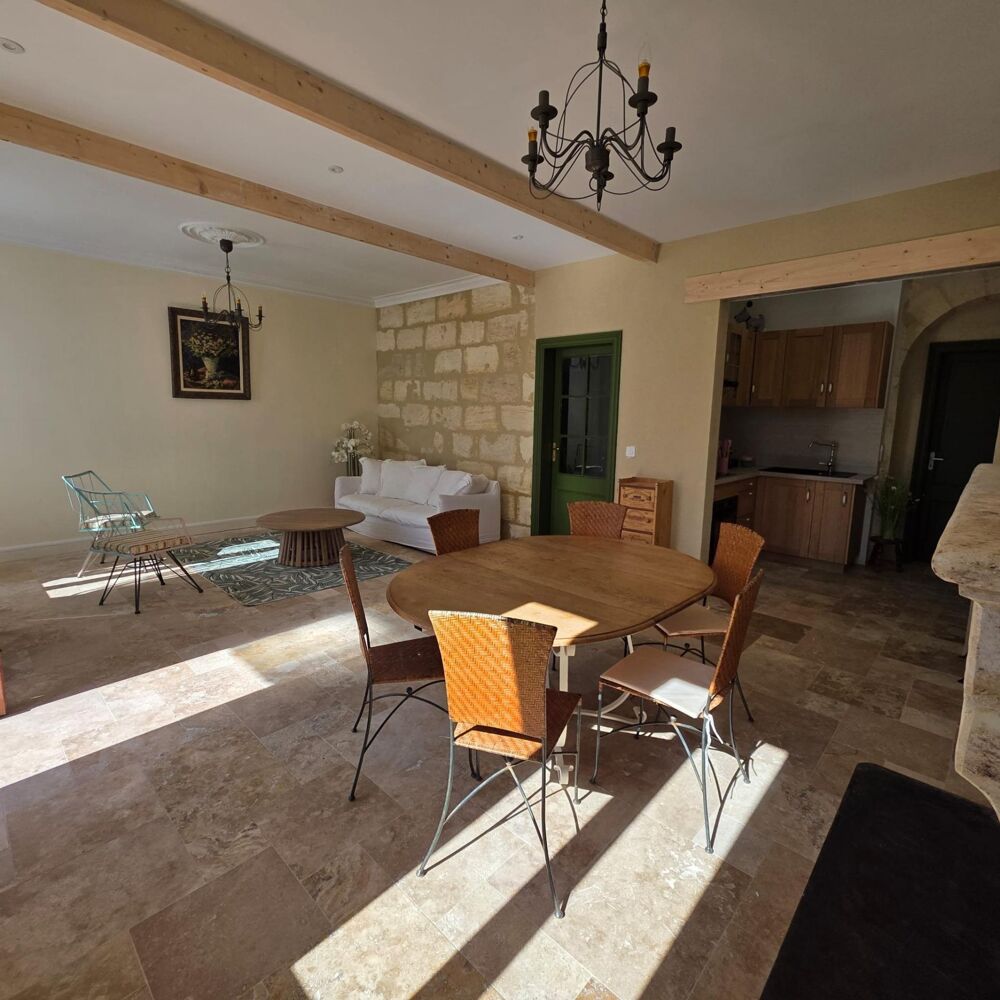 Vente Maison Maison rénovée 5 pièces, 3 chambres, garage, cave, combles Saint-estephe
