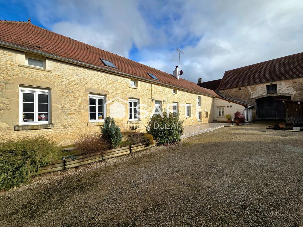 Maison familiale 4 chambres et pièces Indépendante