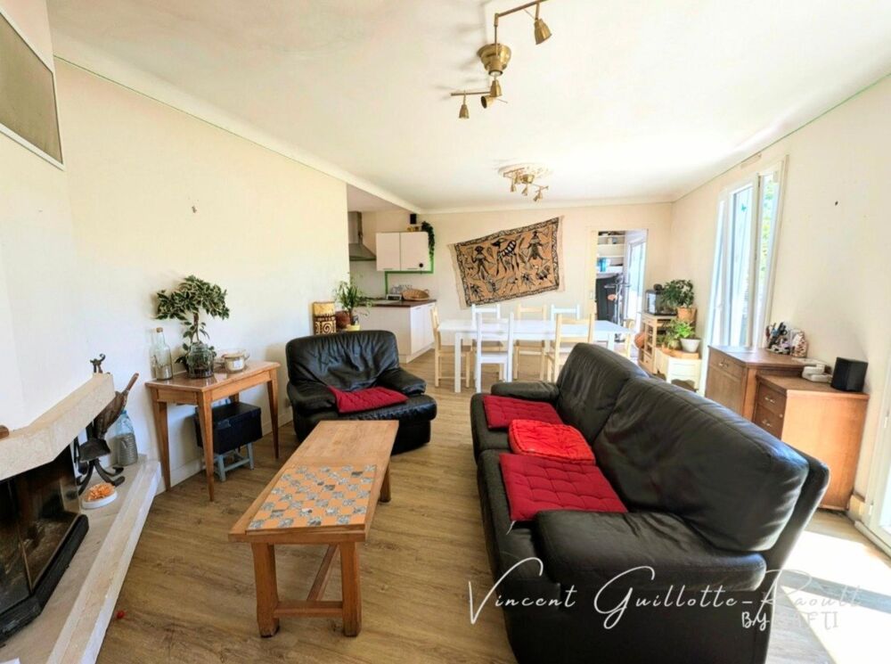Vente Maison Maison familiale 6 pièces avec 5 chambres sur terrain de 480 m². Port-saint-pere