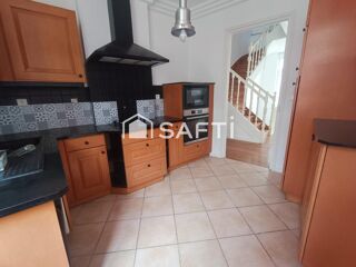  Maison à vendre 8 pièces 227 m²