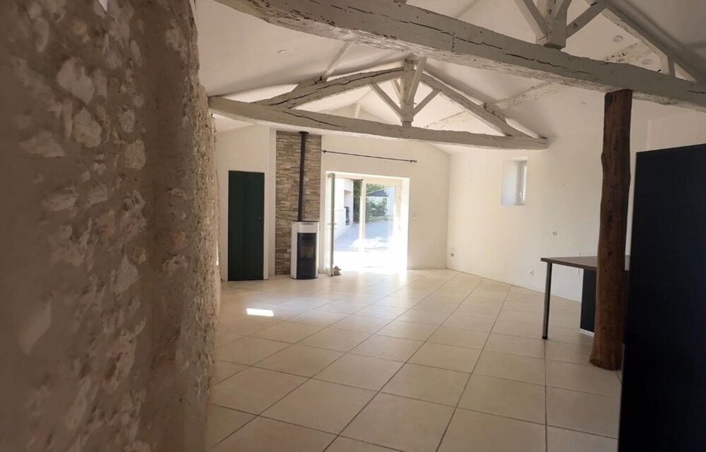 Maison en pierre rénovée