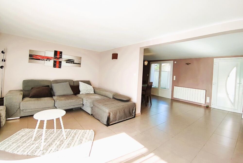 Vente Maison Eysines - Maison familiale 3 chambres, bureau, local commercial indépendant et jardin Eysines
