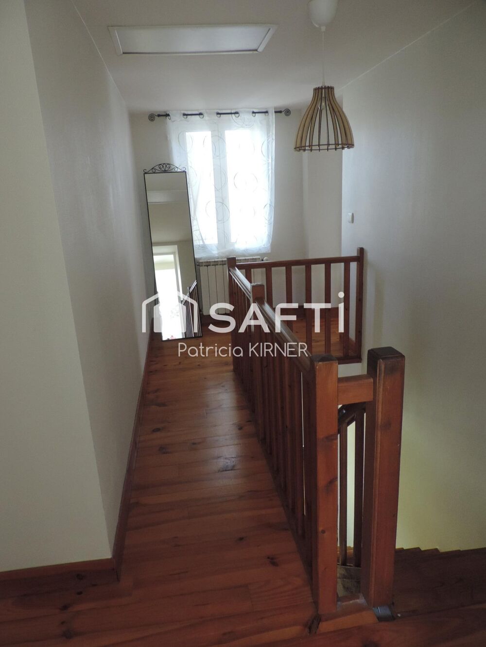 Vente Maison Maison de ville T5 avec garage, jardin et puits. Lisle-sur-tarn
