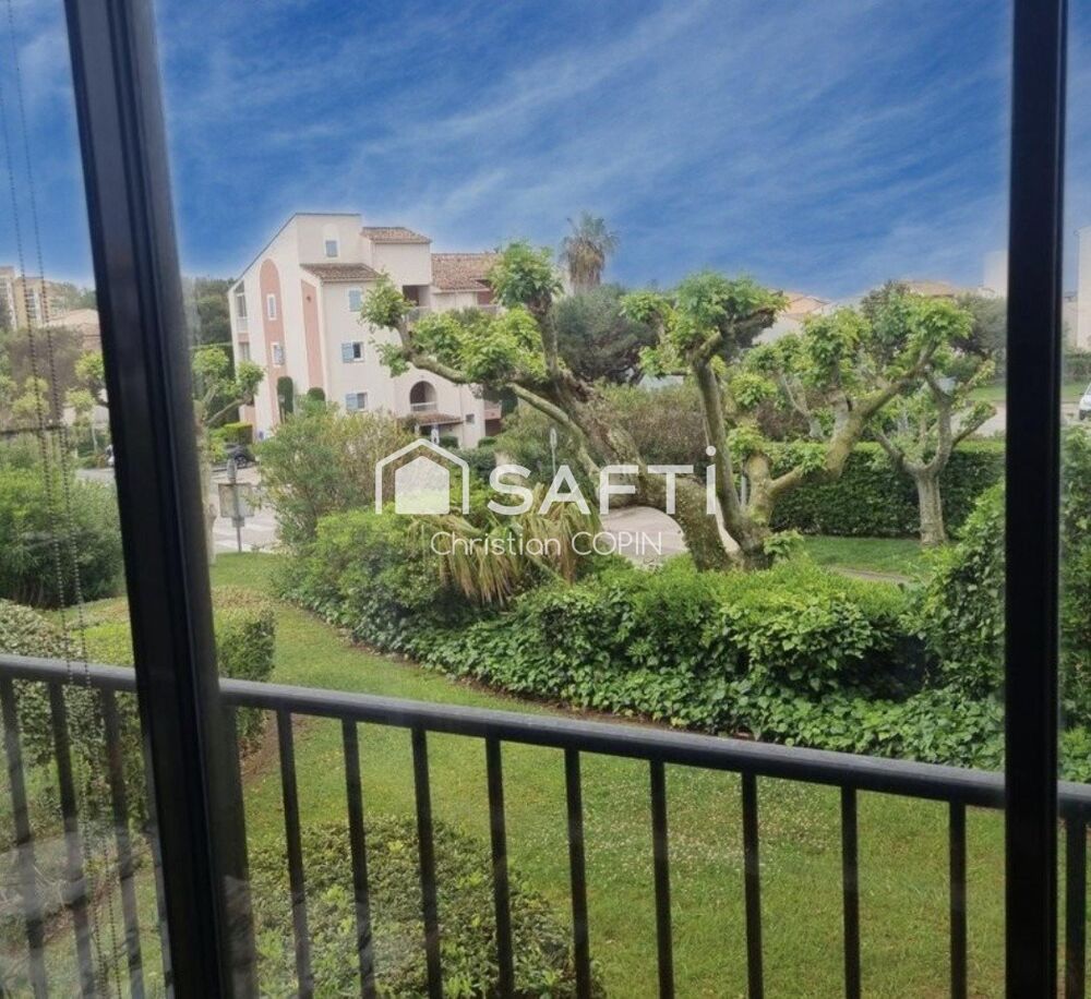 Vente Appartement À DÉCOUVRIR GRAND T3 DE 71m2 TOTALEMENT RÉNOVÉ Six-fours-les-plages