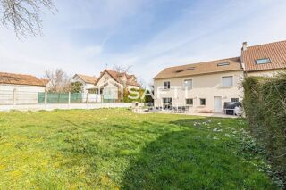  Maison  vendre 9 pices 199 m