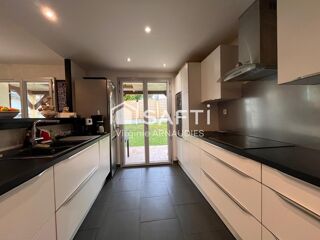  Maison � vendre 8 pi�ces 143 m�