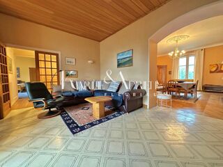  Maison � vendre 10 pi�ces 386 m�