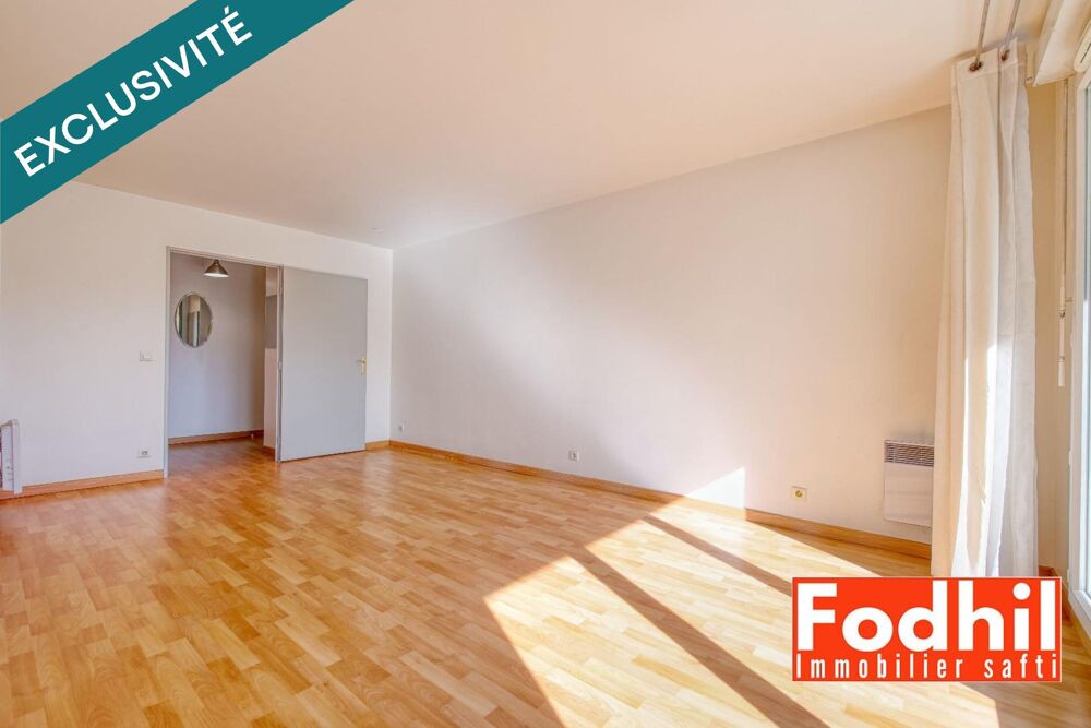 Vente Appartement Appartement 3 pièces de 63 m²- au 2éme étage avec ascenseur- Balcon- Box et cave. Chatenay-malabry