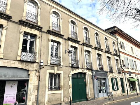  Appartement  louer 5 pices 182 m