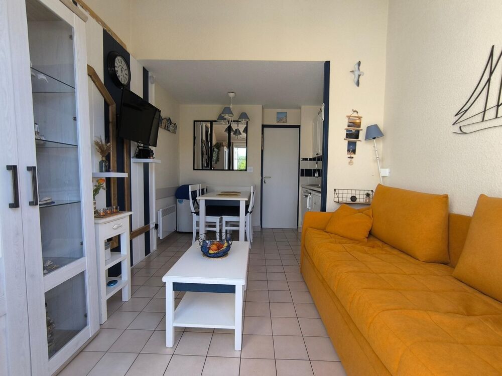 Studio cabine avec terrasse au sein d'une résidence de vacances