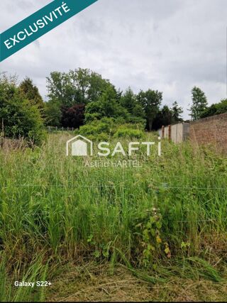  Terrain à vendre 898 m²