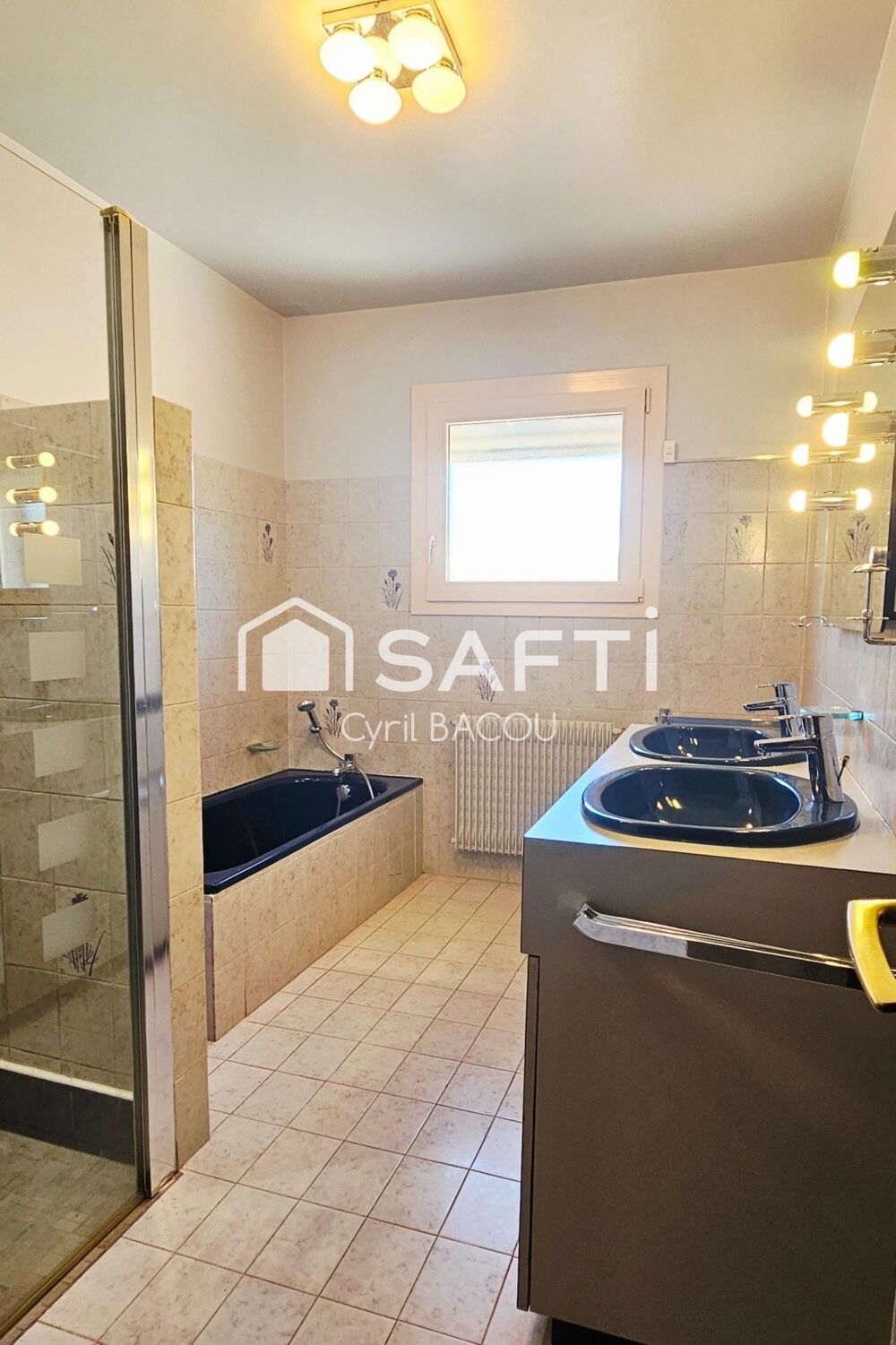 Vente Maison Maison familiale 5 pièces 138m2 sur terrain piscinable Saint-esteve